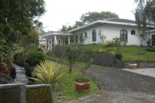 Cimacan Villa-Main House Side.jpg