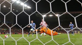 025563500_1461013906-2016-04-18T210451Z_104015091_MT1ACI14354879_RTRMADP_3_SOCCER-ENGLAND-STK-TO.JPG