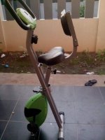 sepeda statis lipat sandaran (7).jpg