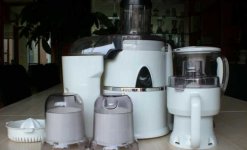 Kitchen cook mixer juicer.jpg