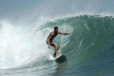 surfing_in_kuta420_420.jpg