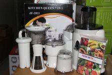 Juicer Kitchen Queen 4.JPG