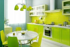 1RoyalKitchenSet2.jpg