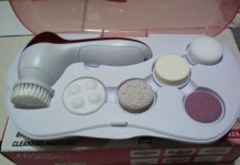 blister brush cnaier (2).jpg