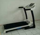 Treadmil Electric 3 Fungsi 2.jpg