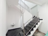 Dijual Gedung di Cipinang Cempedak Jatinegara 0016.jpg