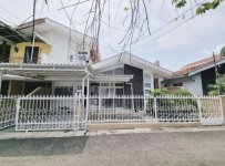 Rumah Dijual di Tomang Jakarta Barat Dekat Universitas Trisakti, Mall Taman Anggrek, Mall Cen...jpeg