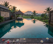 kontraktor kolam renang bali.png